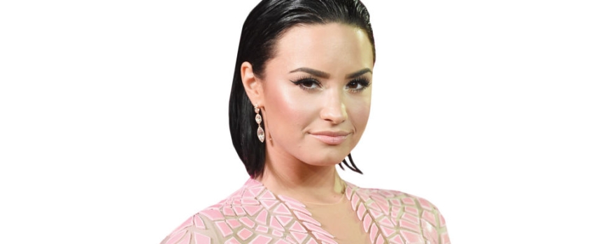 Demi Lovato Gets Birthday Wishes from The Walking Dead